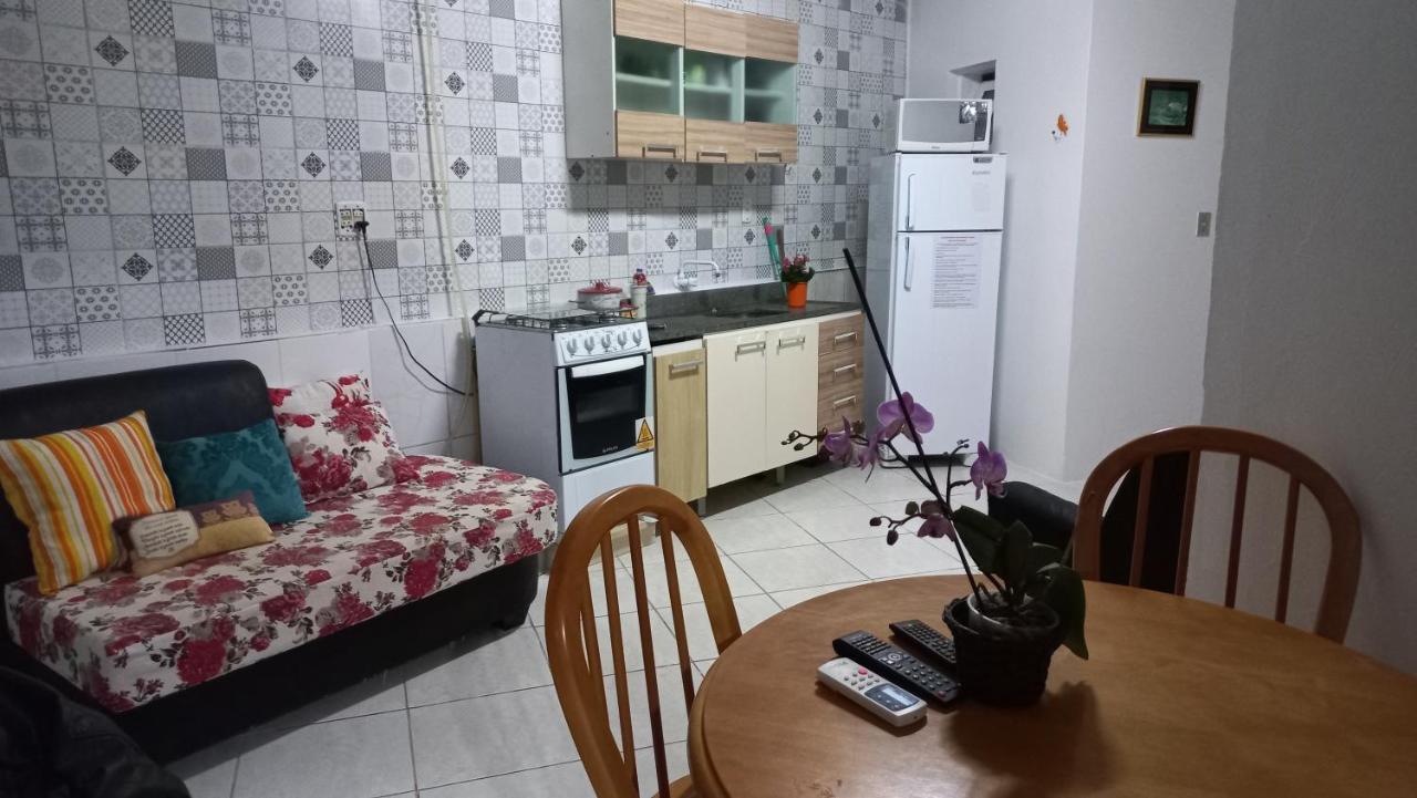 Cozinha Equipada Em Apartamento Para Alugar Em Torres Rs 외부 사진